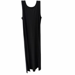 32 Degrees Elegant Black Sleeveless Maxi Dress